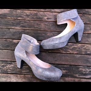 dansko slip resistant womens